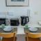 Cosy & Bright European Uni Apt