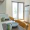 Cosy & Bright European Uni Apt