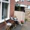 Home with Vinyls, Bikes and Waterways