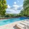 Villa in Saignon with Pool and Scenic Views