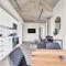Corner Luxury High-Rise Condo Sleeps 7