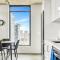 Corner Luxury High-Rise Condo Sleeps 7