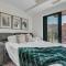 Whispering Pines Retreat DT Getaway & Skyline Views