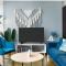 SUB-PENT House Beltline Oasis 2BR with Panoramic Glass Windows