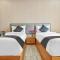 Super Townhouse Ekana Inn