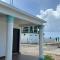 The Wave Hostel Corn Island