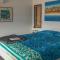 CDC-625 Beach House incl.rear 2BR studio
