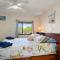 Kellidie Bliss Is Coffin Bays Touch Of Paradise - Perfect Couples Retreat