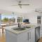 Endeavour View Is A Fantastic - A Modern, 4 Bedroom Holiday Home