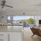 Endeavour View Is A Fantastic - A Modern, 4 Bedroom Holiday Home