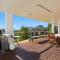 Endeavour View Is A Fantastic - A Modern, 4 Bedroom Holiday Home