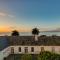 Manor on the Bay Guest House