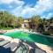 Villa in Mouans-Sartoux with Pool & Beach