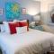 A Shore Thing - Second To None Spacious Waterfront Luxury Dock Pool Spa Rooftop Water Views