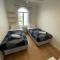 Oceanic Escape Top Floor 2 mins from beach