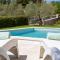 Villa Luca with pool and jacuzzi