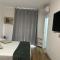 GOLDEN ROOMS Cipro