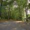 Jalhay Pondside Forest Home