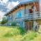 Quaint Chalet, Bernister