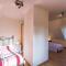 Poolside Luxury Villa in Montignac
