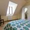 Poolside Luxury Villa in Montignac