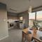 Majestic Sunset Salt Lake Views 300m From Beach