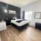Hotel Dilley Grand
