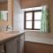 Rustic Vacation Home, Baneux