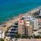 Luxury Stay at Mackenzie Beach with Private Parking and Balcony