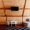 Quenz Cabin By Travelink