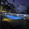 Poolisde Apt with Gym and Tennis