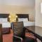 Comfort Inn & Suites LaGuardia Airport