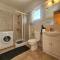 1BR Apt, Huge Balcony, Walk to Nissi Beach