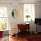Thorncliffe Cottage