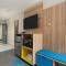 Days Inn & Suites by Wyndham Mt Pleasant