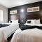 Hotel Dilley Grand