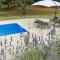 Holiday Home Green by Interhome
