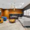 Luxury Waterfront Suite with City Views and AC