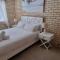 Beach Front Bliss - Luxurious 3 Bedroom Beachfront Apartment in Maroochydore