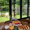 Yangshuo Hillside Homestay