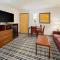 AmericInn by Wyndham Dickinson