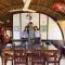 Tharas Houseboat