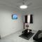 1 Bed - Sleeps 4 - Parking - 5 Min to Beach