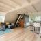 Lanaken Lakeside Cabin Stay