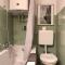 Sunny Old Town Flat-Walk Everywhere-Sleeps 4