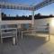 Villa with Garden & Roof Deck