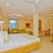 Dharamshala Luxury Hotel Pine View- Free Parking-cricket stadium 5 km-Mountain View-Felling like you are stay in 5 Star Hotel