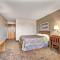 Super 8 by Wyndham Indianapolis Emerson