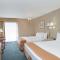 Howard Johnson by Wyndham Torrance