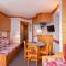 Studio chaleureux au pied des pistes avec balcon - FR-1-181-2590
